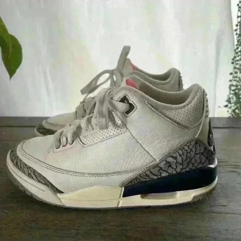 Nike Air Jordan 3 Reimagined Retro White Cement Lace Up Sneaker Kids 4 - Picture 4 of 11